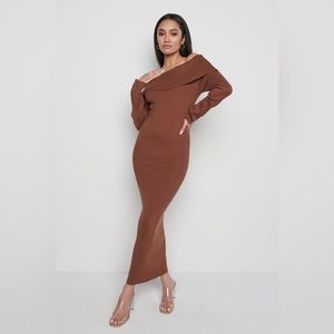Pretty Lavish SOREYA BARDOT KNIT DRESS Size Large Brown